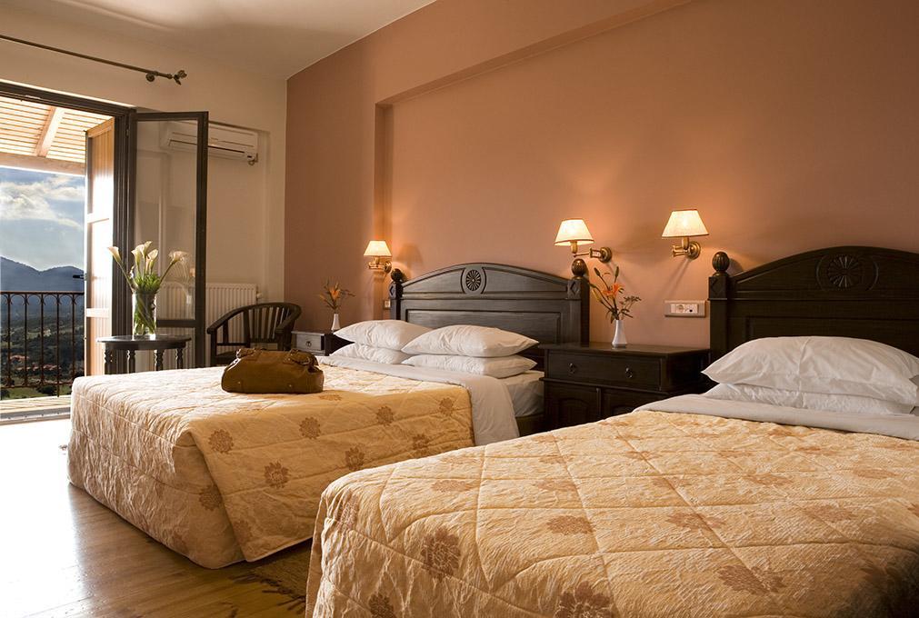 Vytina Mountain View Hotel מראה חיצוני תמונה